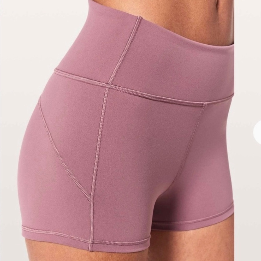 Lululemon In Movement Short Everlux 2.5” Figue Pink Spandex Shorts Size 6